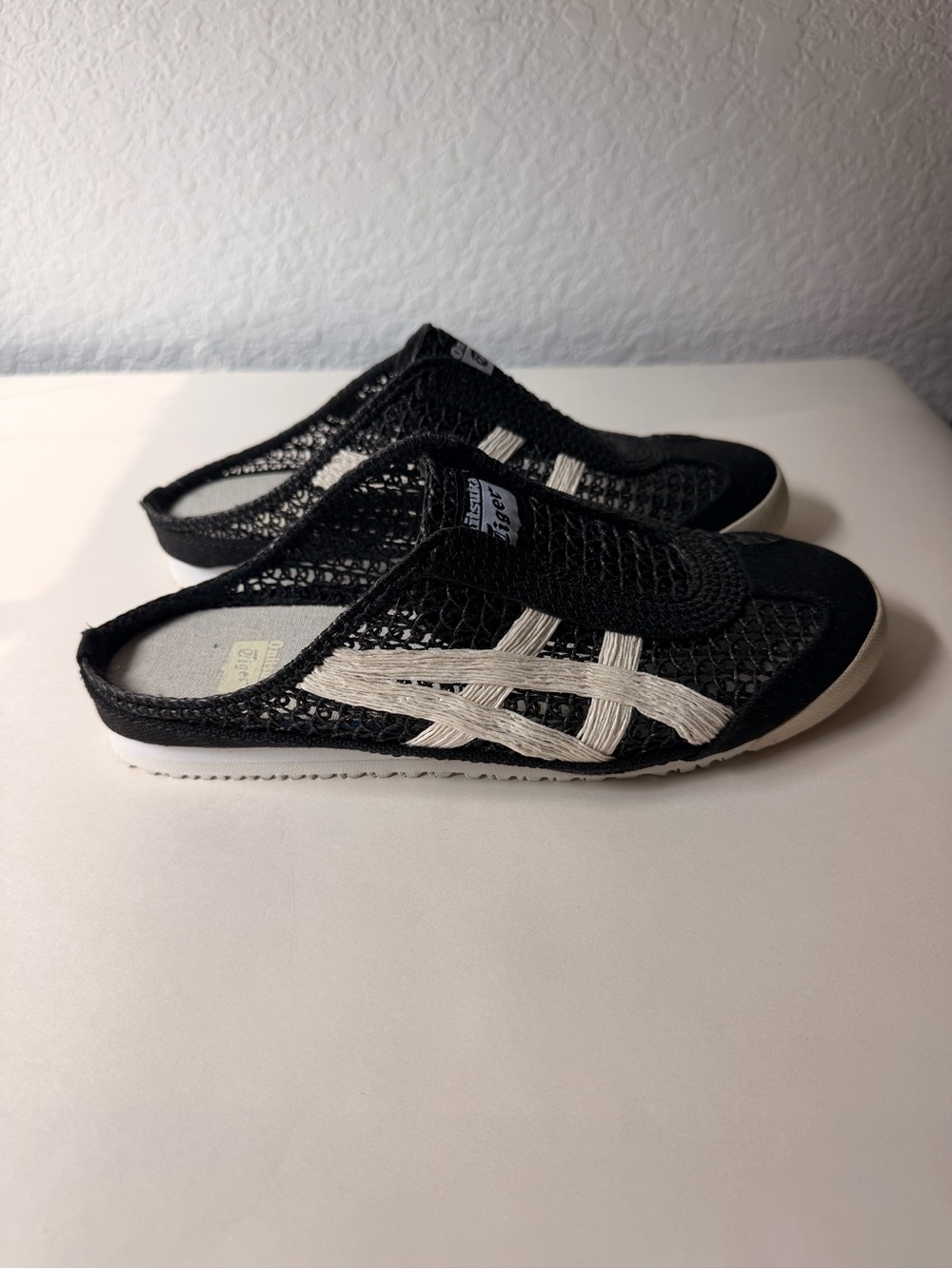 Onitsuka Tiger Mexico 66 Sabot Black Cream Mesh Slip-On Mule Sneakers Near New